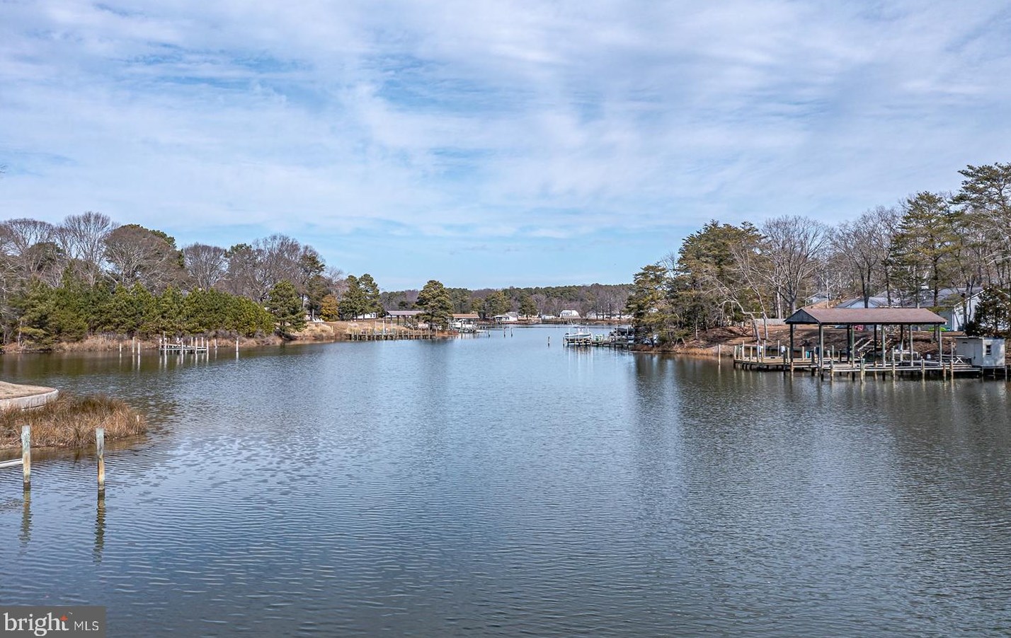 562 Oyster Point Dr, Reedville, VA 22539-3604