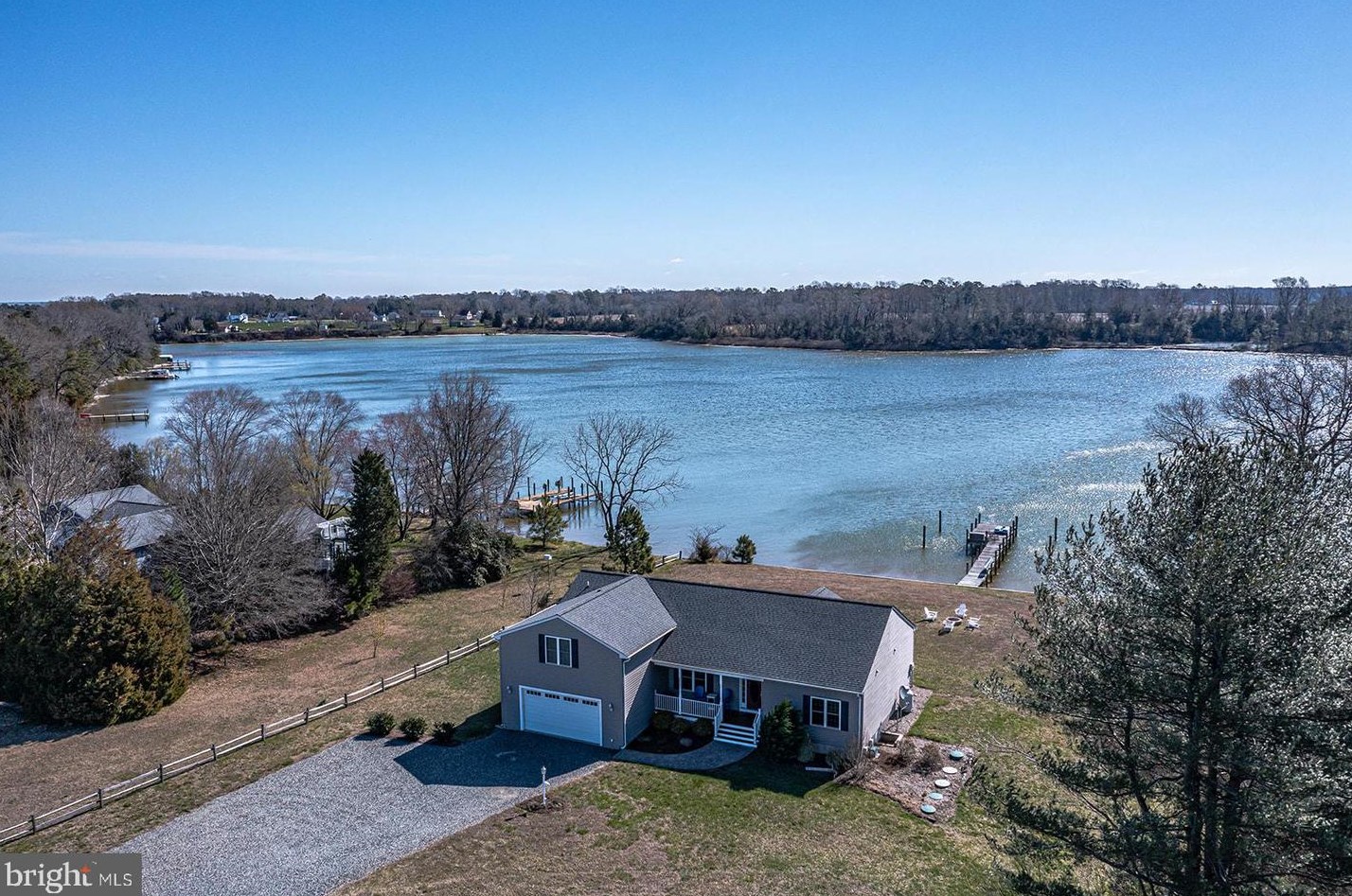724 Fountain Gate Rd, Heathsville, VA 22473-2203