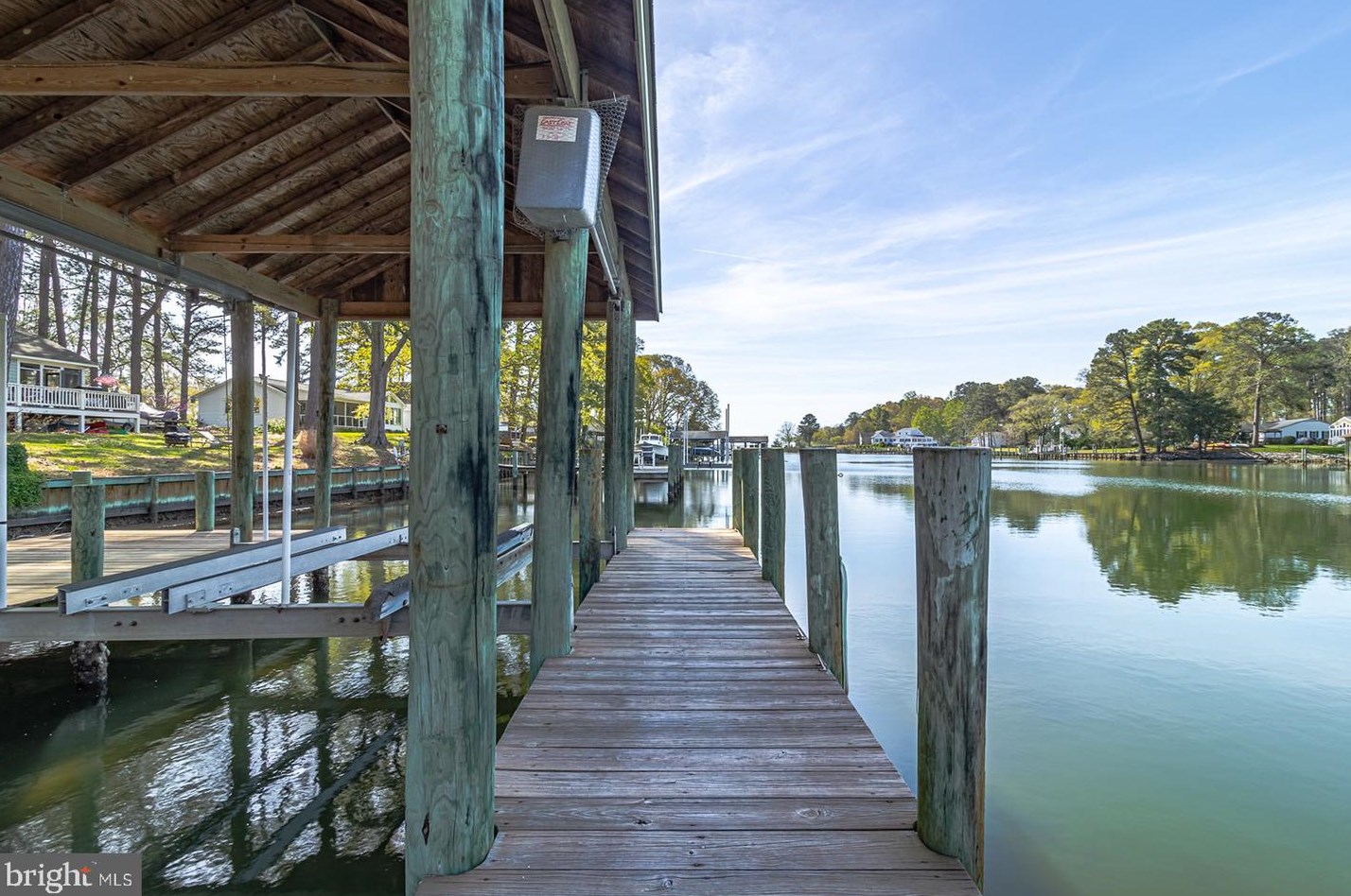 186 Lucom Point Dr, Reedville, VA 22539-3209