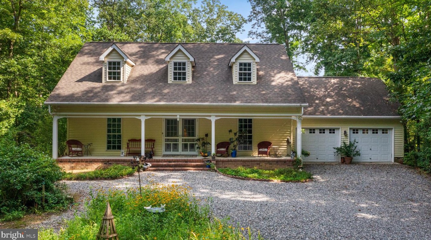 439 Creekside St, Heathsville, VA 22473-2162