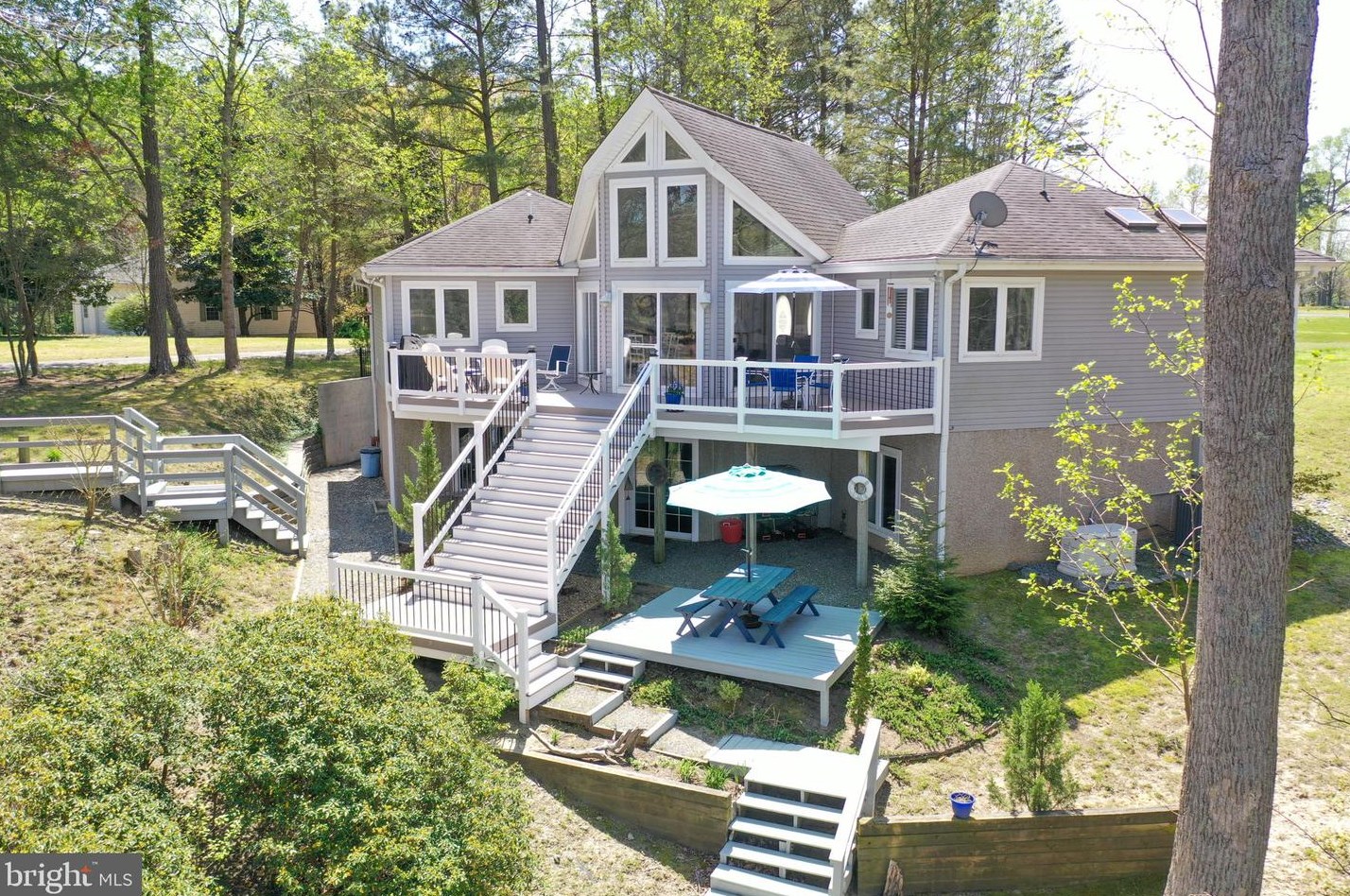 1359 Steamboat Ln, Heathsville, VA 22473