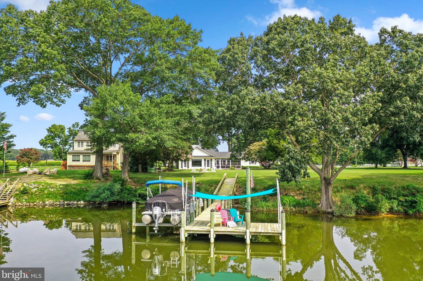 540 Locksley Ln, Reedville, VA 22539