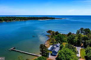 2215 Ditchley Rd, Kilmarnock, VA 22482 - Photo 10