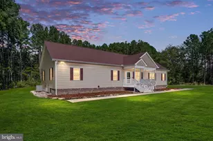 547 Twin Harbor Rd, Reedville, VA 22539 - Photo 4