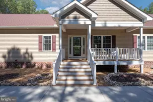547 Twin Harbor Rd, Reedville, VA 22539 - Photo 10