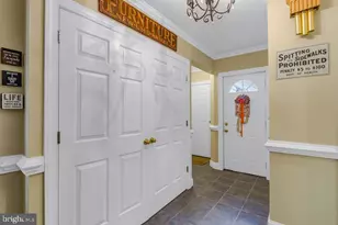 405 Courtney Ln, Callao, VA 22435 - Photo 4