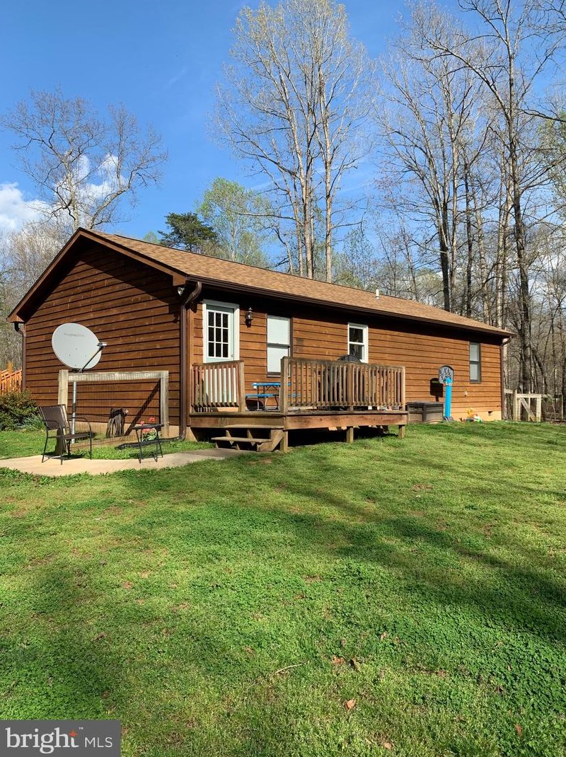 17410 Mountain Track Rd, Madison Mills, VA 22960