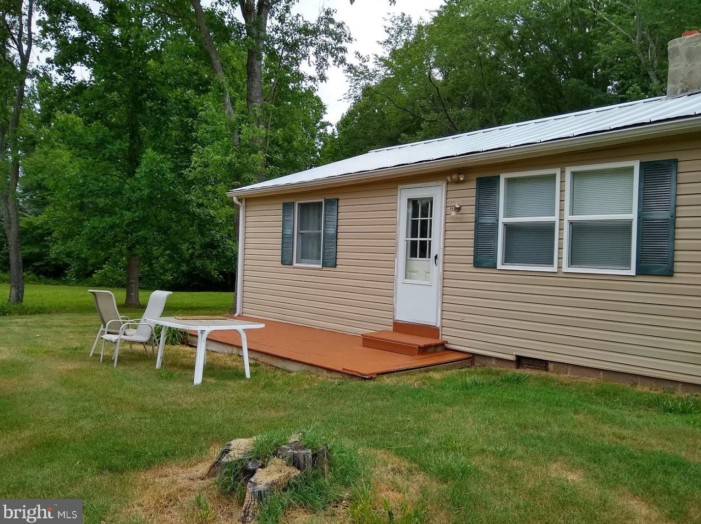 10001 Grasty Gold Mine Rd, Rhoadesville, VA 22542
