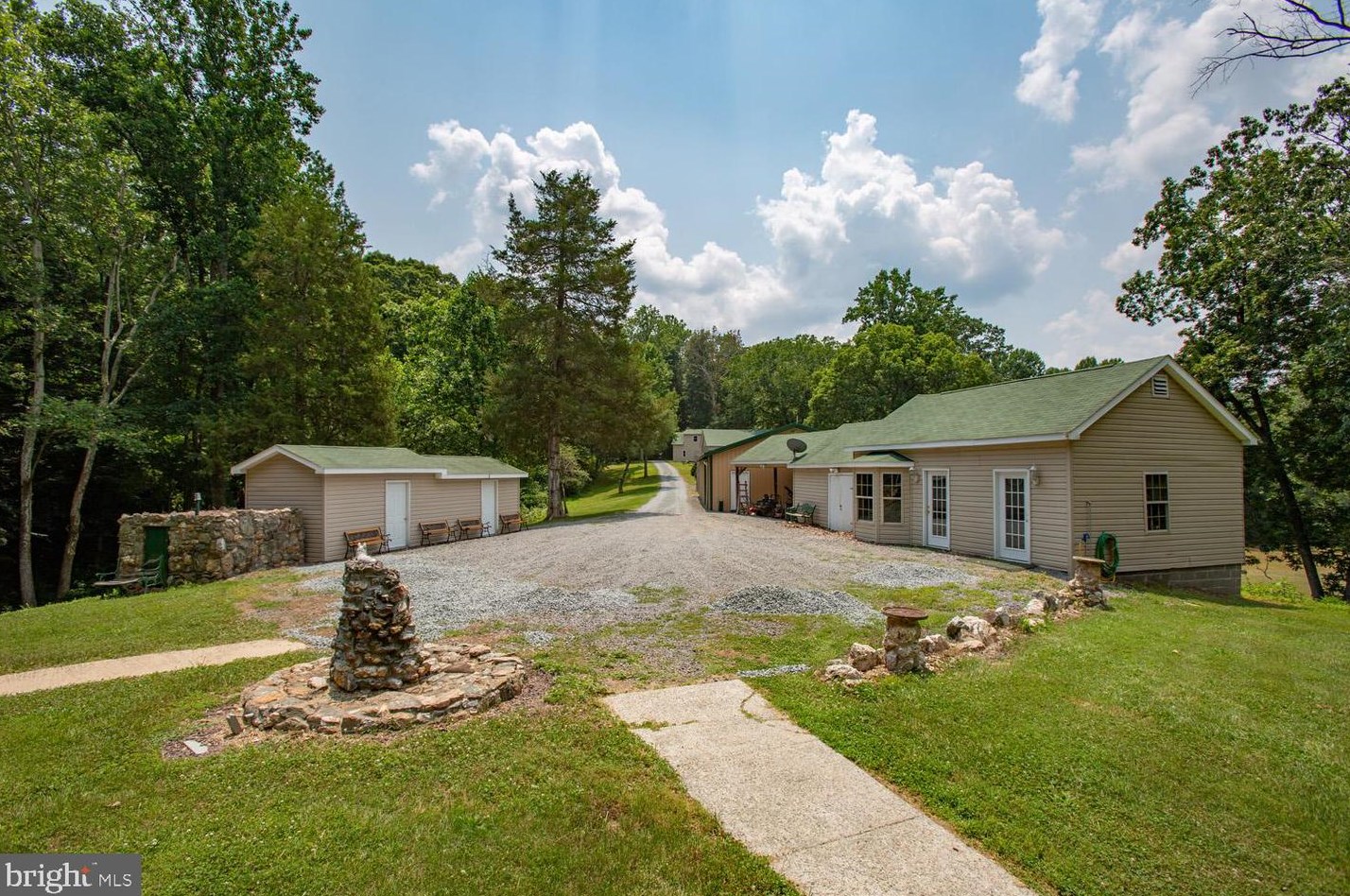 3390 Pannell Ln, Culpeper, VA 22701