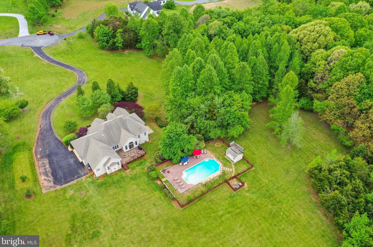 5383 Williams Flank Ct, Locust Grove, VA 22508