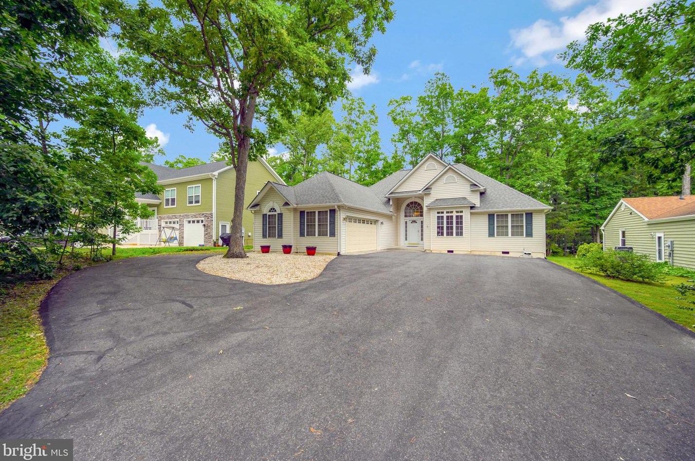 208 Fairfax Ln, Locust Grove, VA 22508