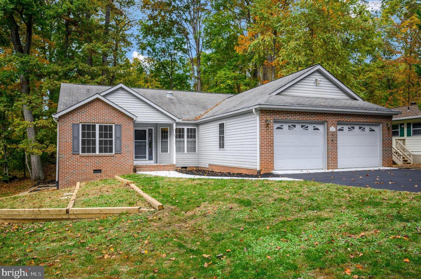 104 Federal Rd, Locust Grove, VA 22508