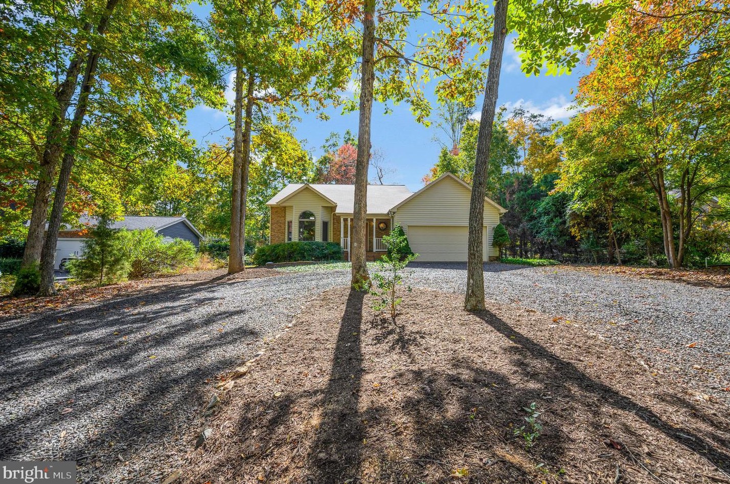 4006 Lakeview Pkwy, Locust Grove, VA 22508