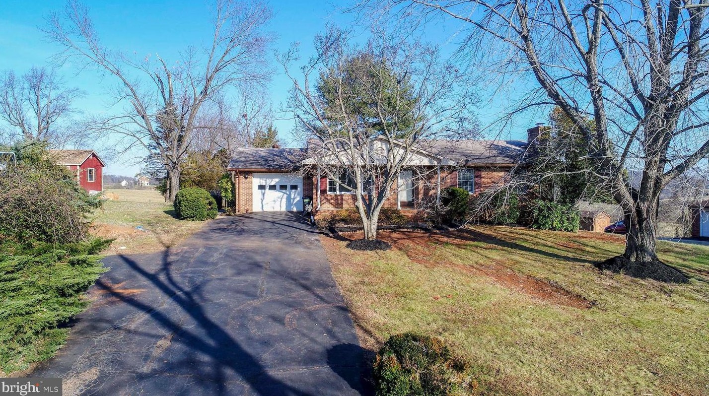 220 Boxley Ln, Madison Mills, VA 22960