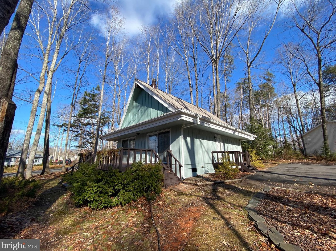 549 Harrison Cir, Locust Grove, VA 22508