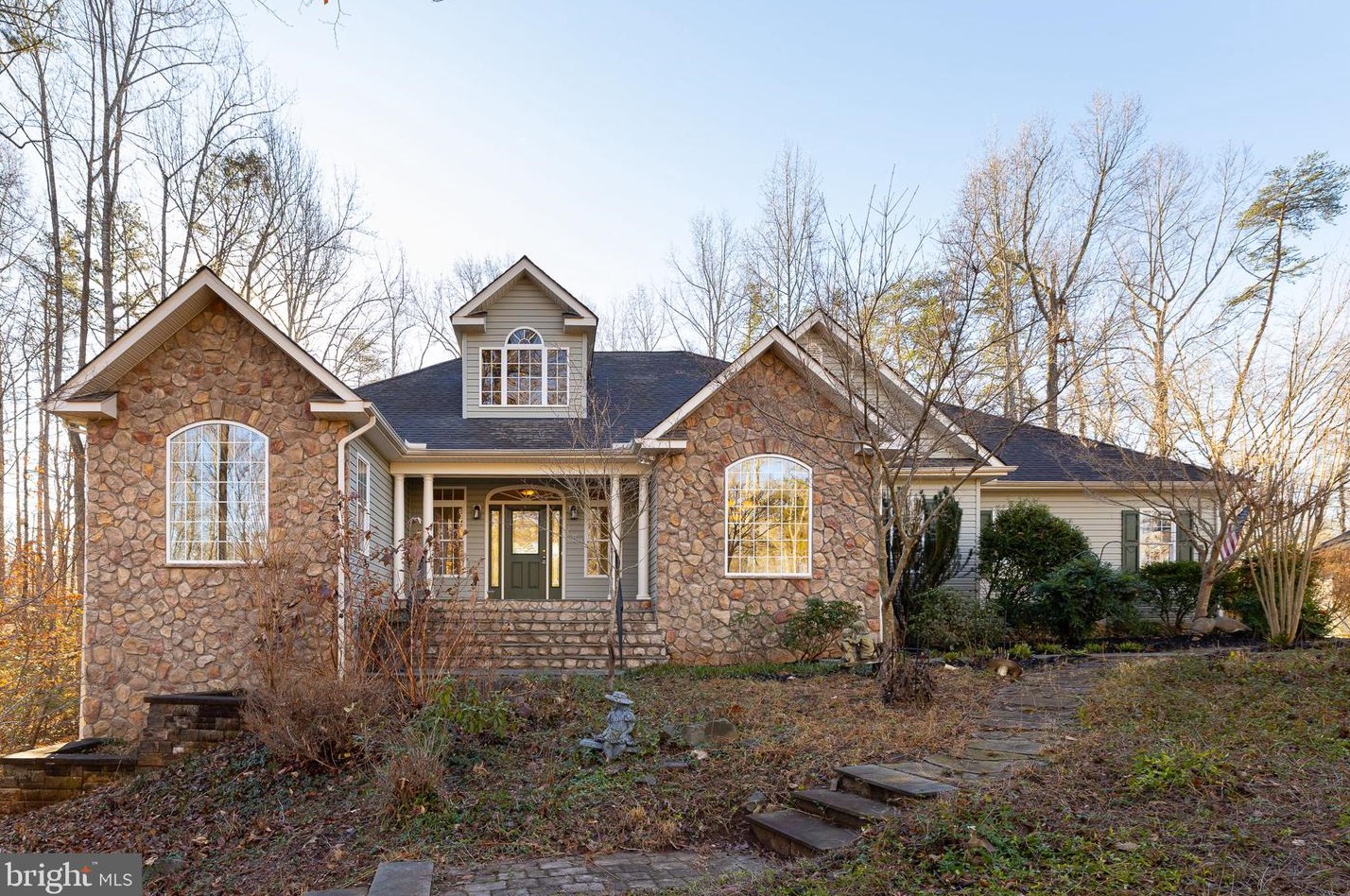 2608 Lakeview Pkwy, Locust Grove, VA 22508