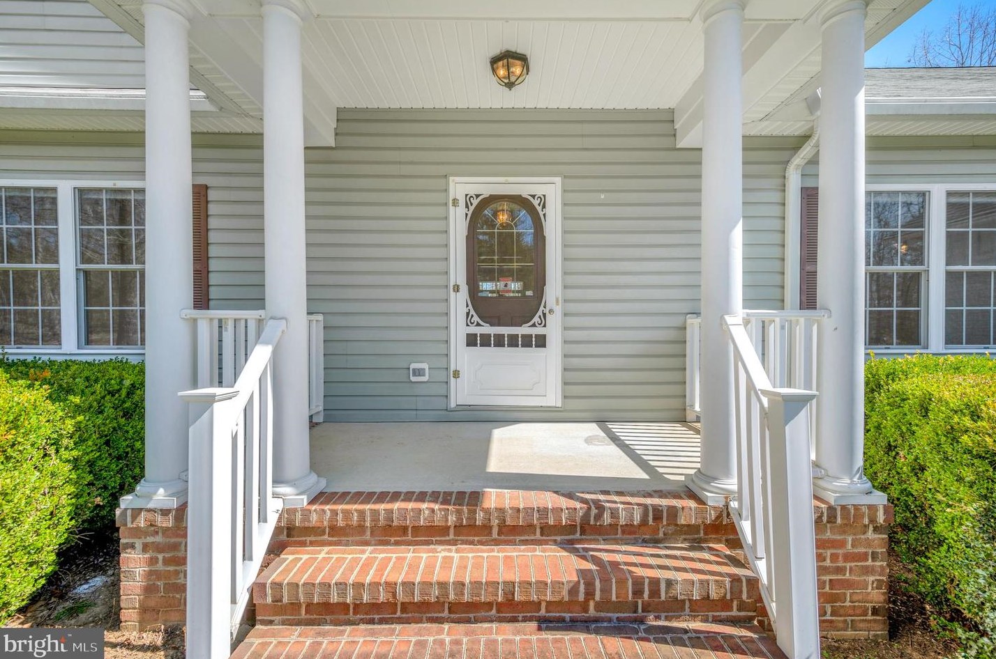 220 Fairfax Ln, Locust Grove, VA 22508