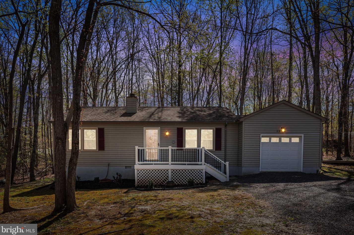 1235 Lakeview Pkwy, Locust Grove, VA 22508