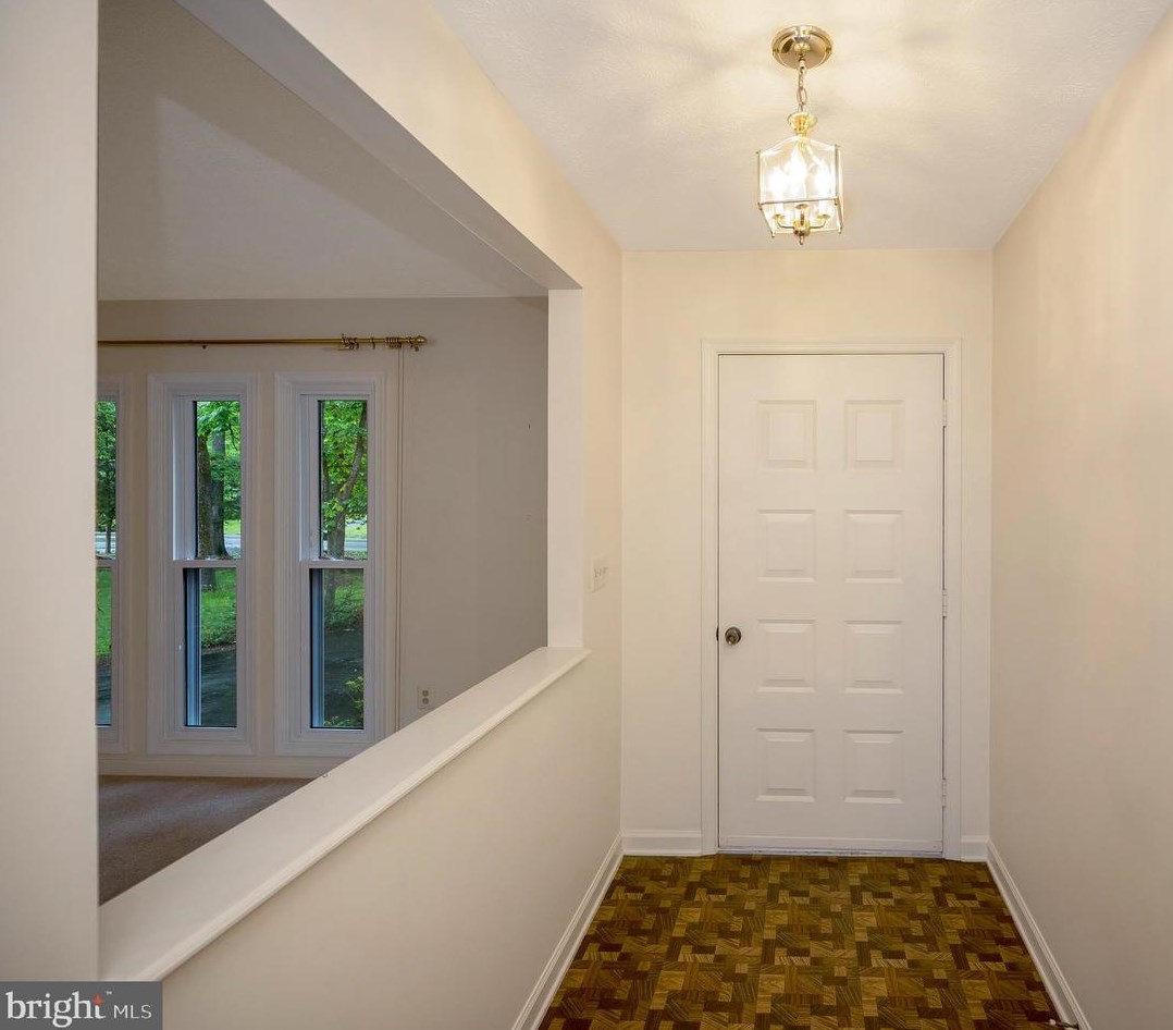 1330 Lakeview Pkwy, Locust Grove, VA 22508