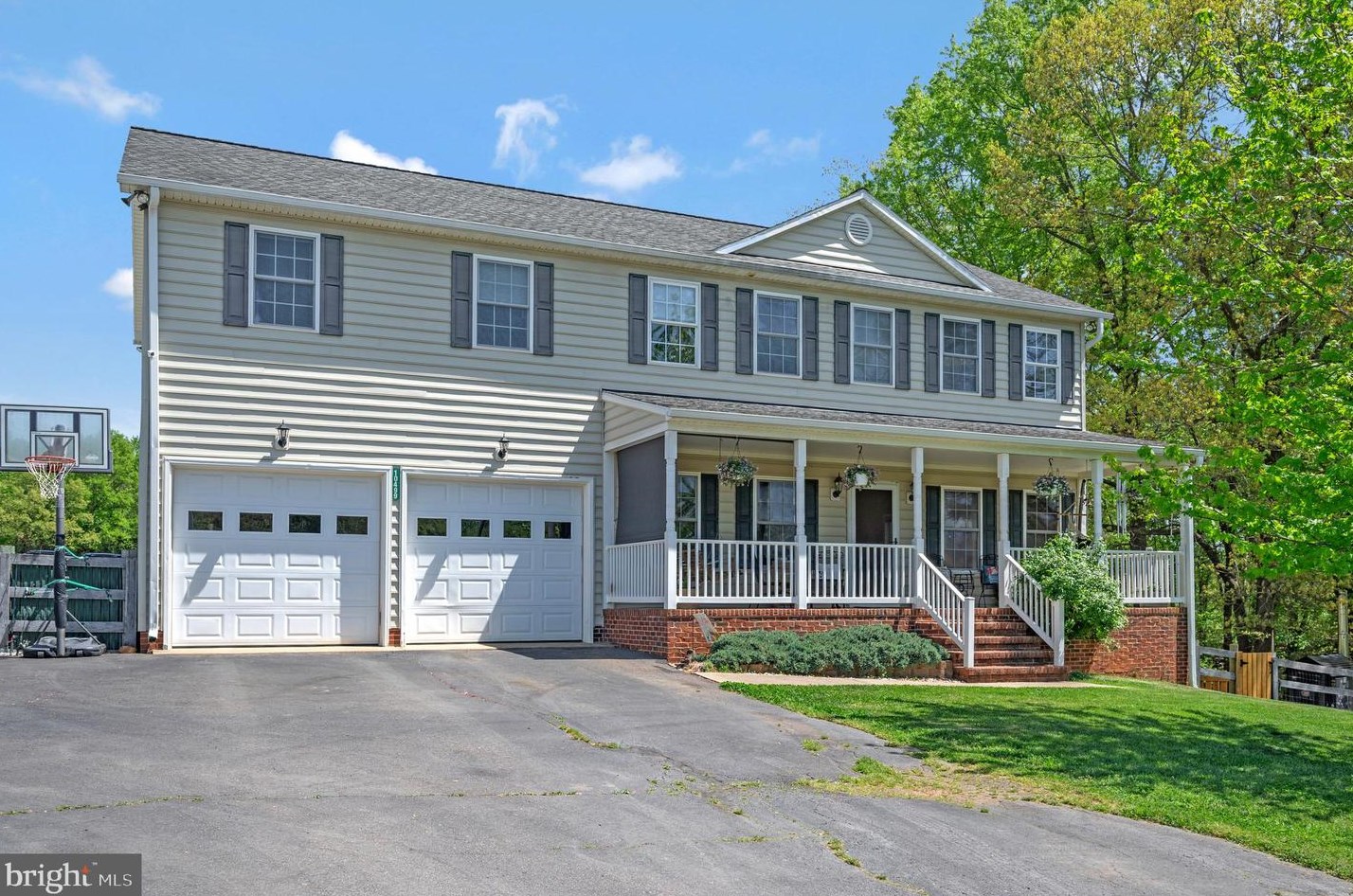 10499 Whisper Farm Ln, Locust Grove, VA 22508