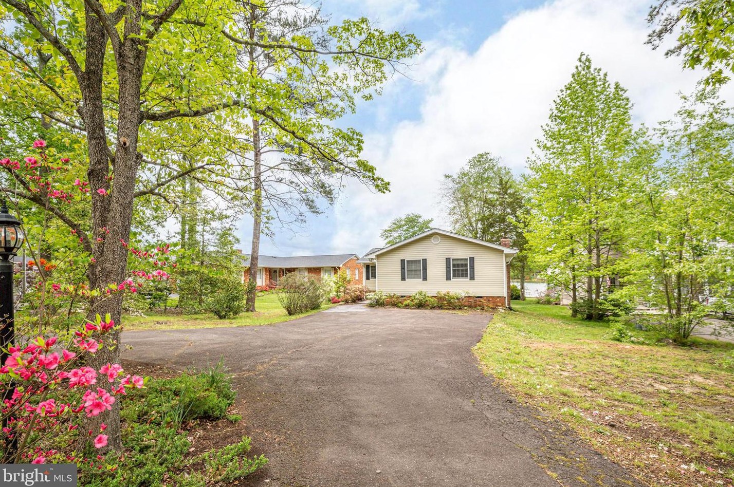 100 Mt Vernon Ct, Locust Grove, VA 22508
