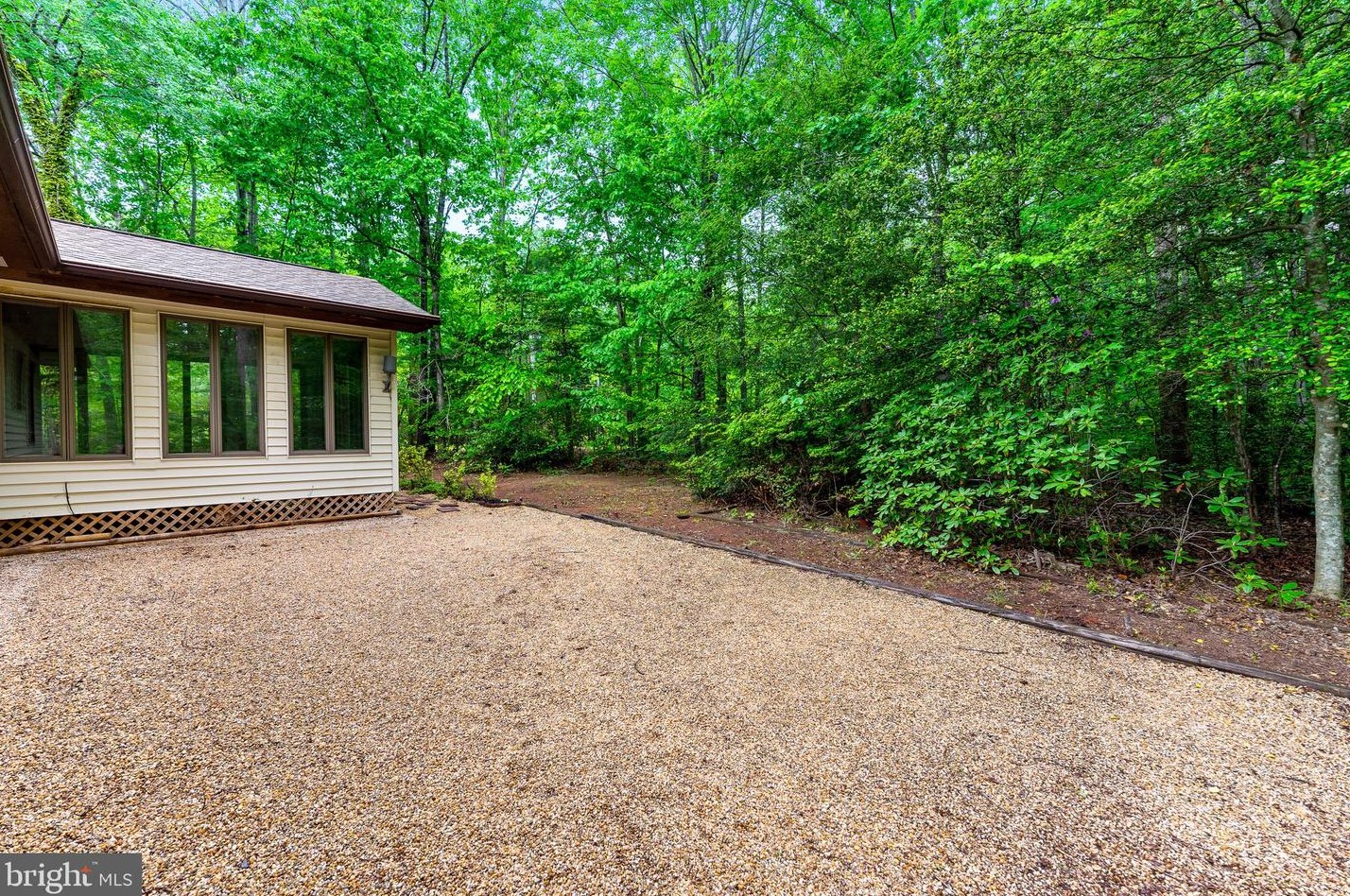 26497 Sunnyside Rd, Unionville, VA 22567