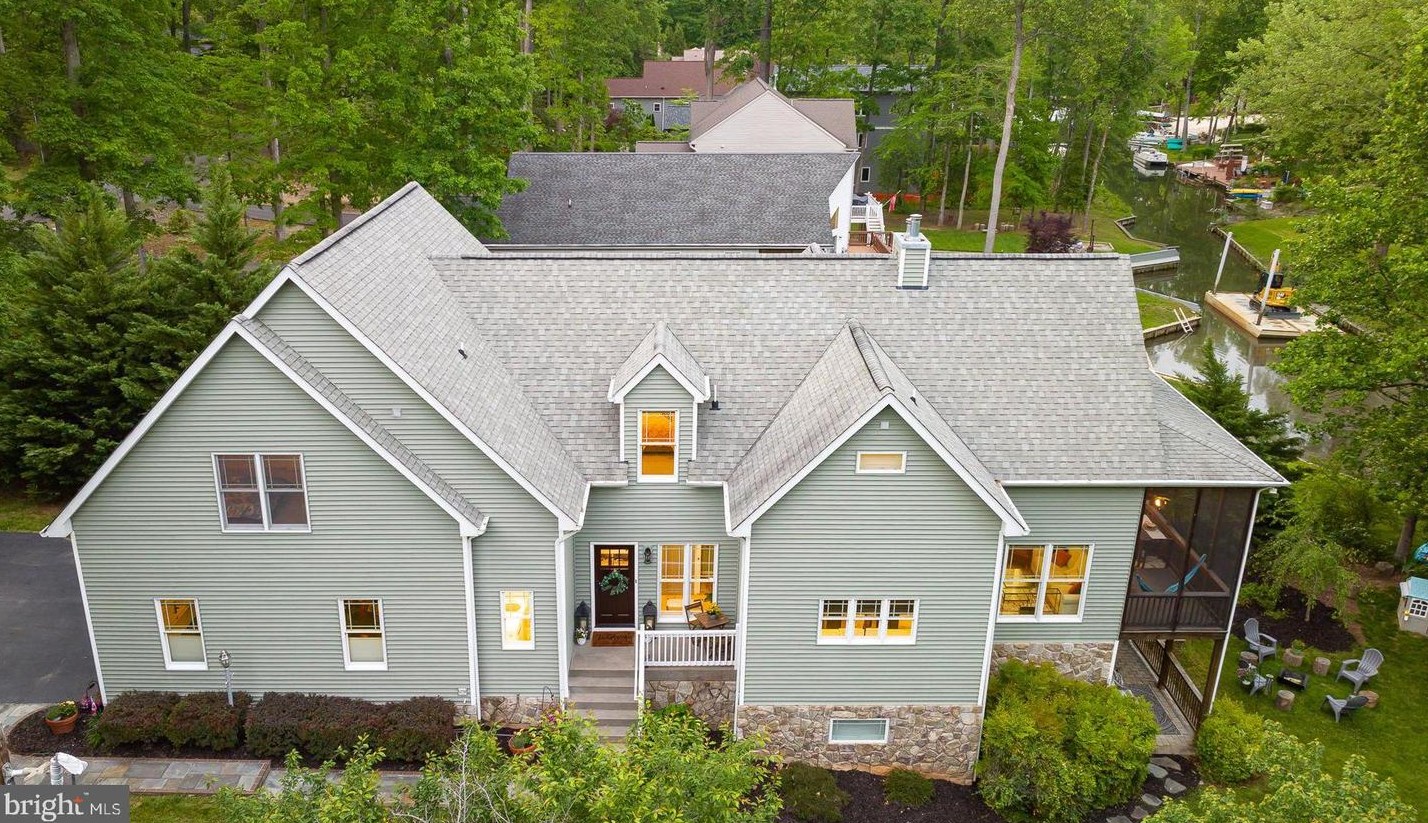 100 Confederate Cir, Locust Grove, VA 22508