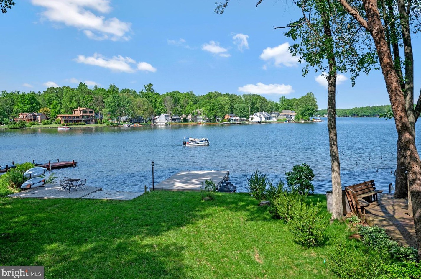 510 Harrison Cir, Locust Grove, VA 22508