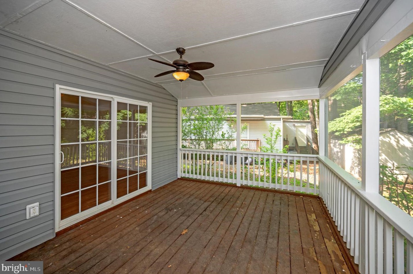 4215 Lakeview Pkwy, Locust Grove, VA 22508