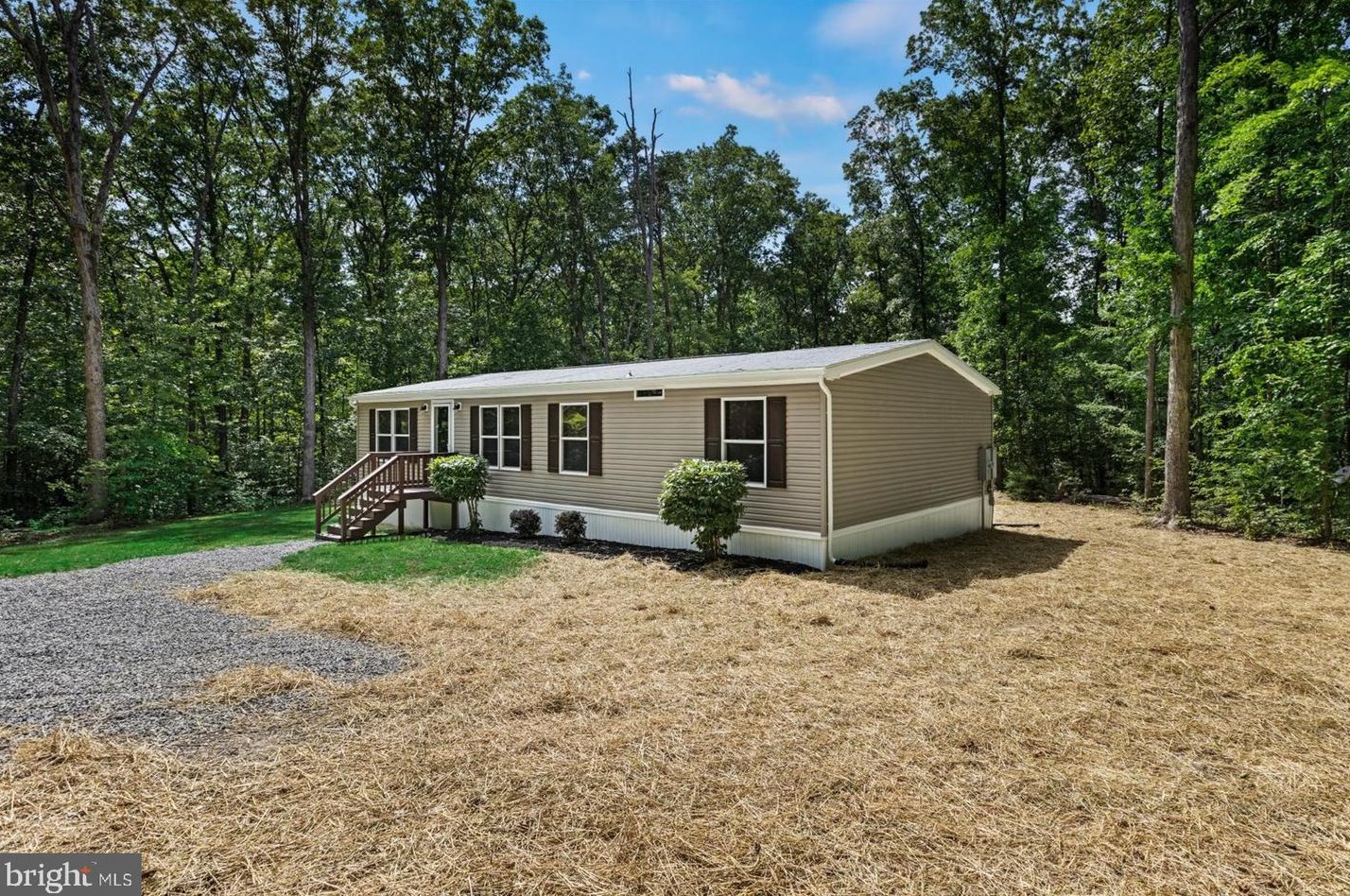 31637 Indiantown Rd, Locust Grove, VA 22508