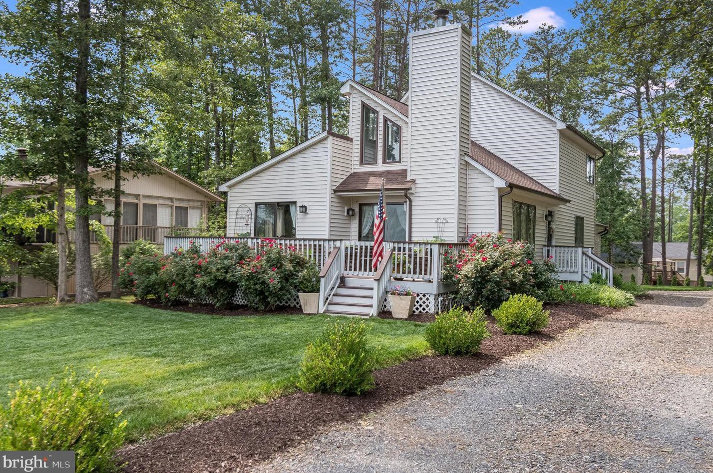 201 Riverdale Ln, Locust Grove, VA 22508