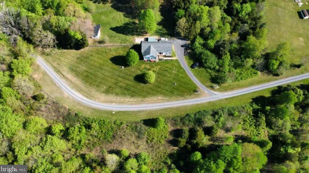 31057 Bonnies Ln, Locust Grove, VA 22508