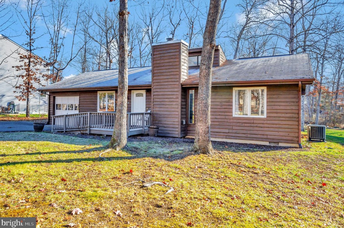 118 Parliament St, Locust Grove, VA 22508