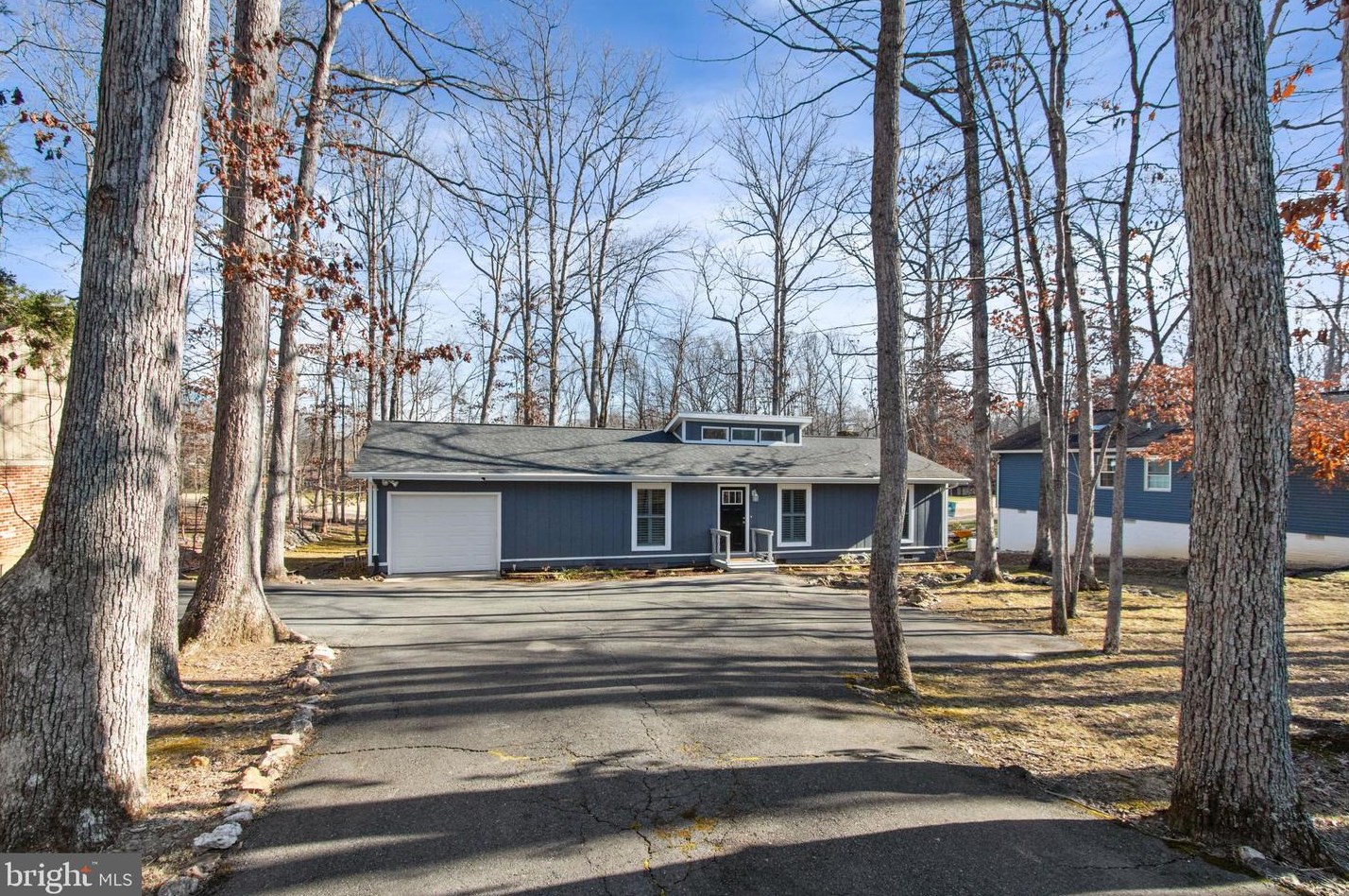 307 Limestone Ln, Locust Grove, VA 22508
