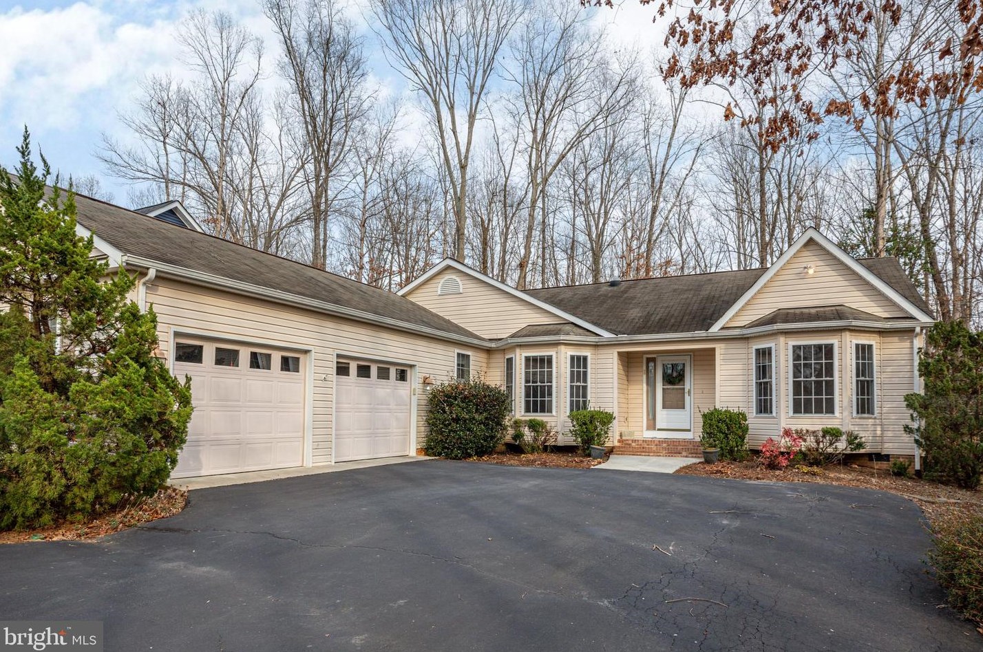 211 Washington St, Locust Grove, VA 22508