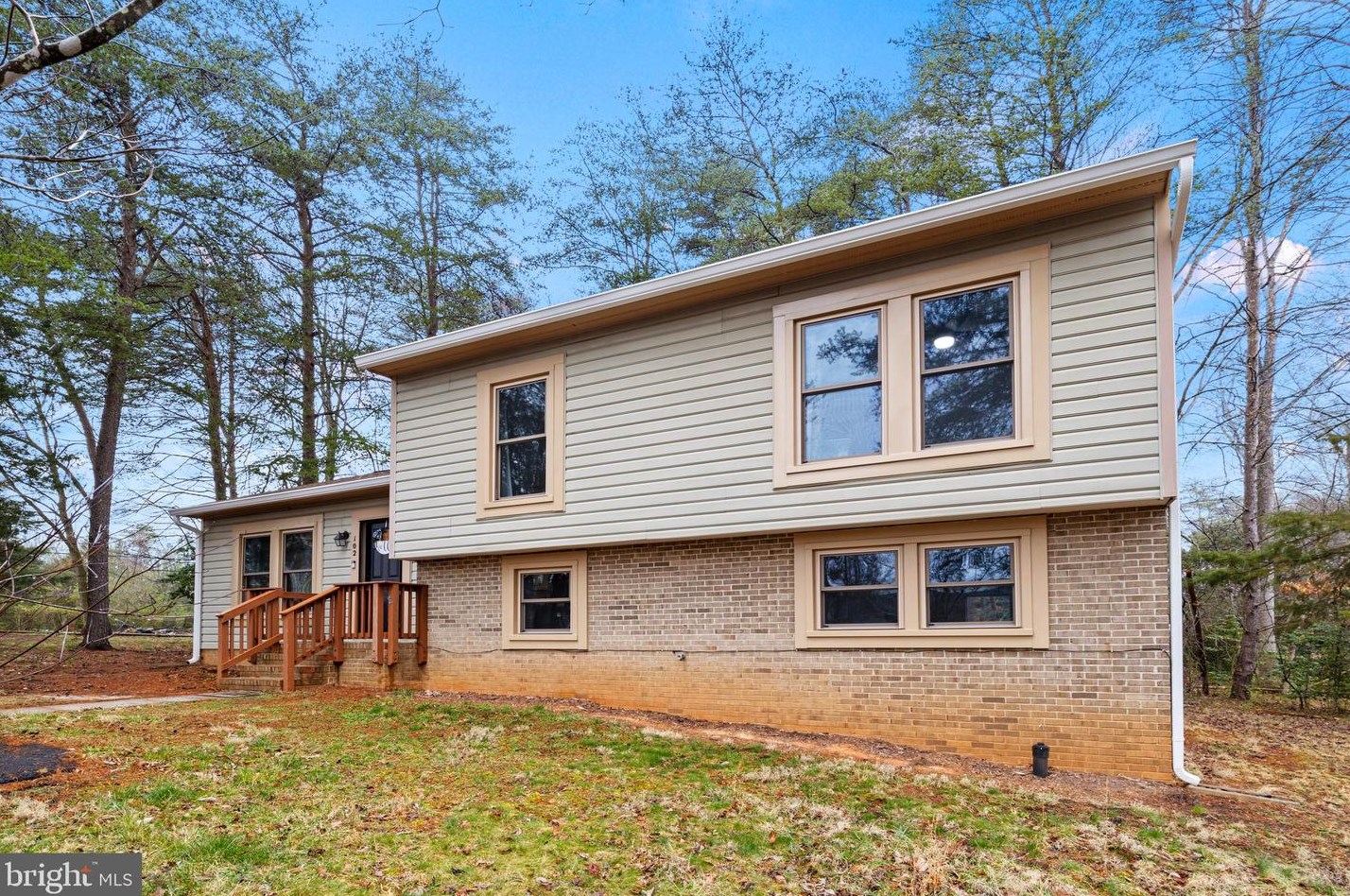 102 Carlyle Ct, Locust Grove VA  22508-5340 exterior