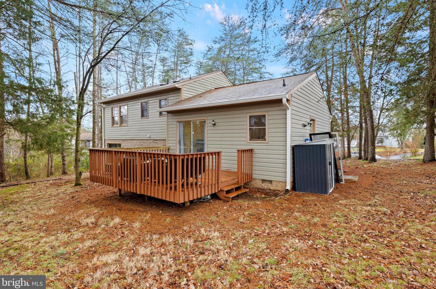 102 Carlyle Ct, Locust Grove VA  22508-5340 exterior