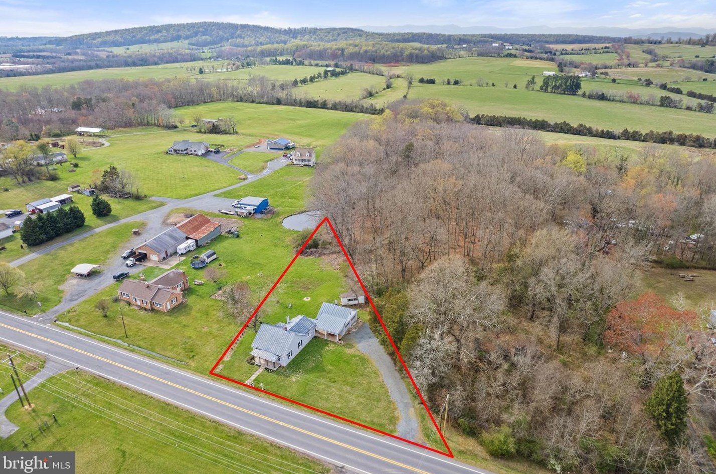 19595 Constitution Hwy, Madison Mills VA  22960-4309 exterior