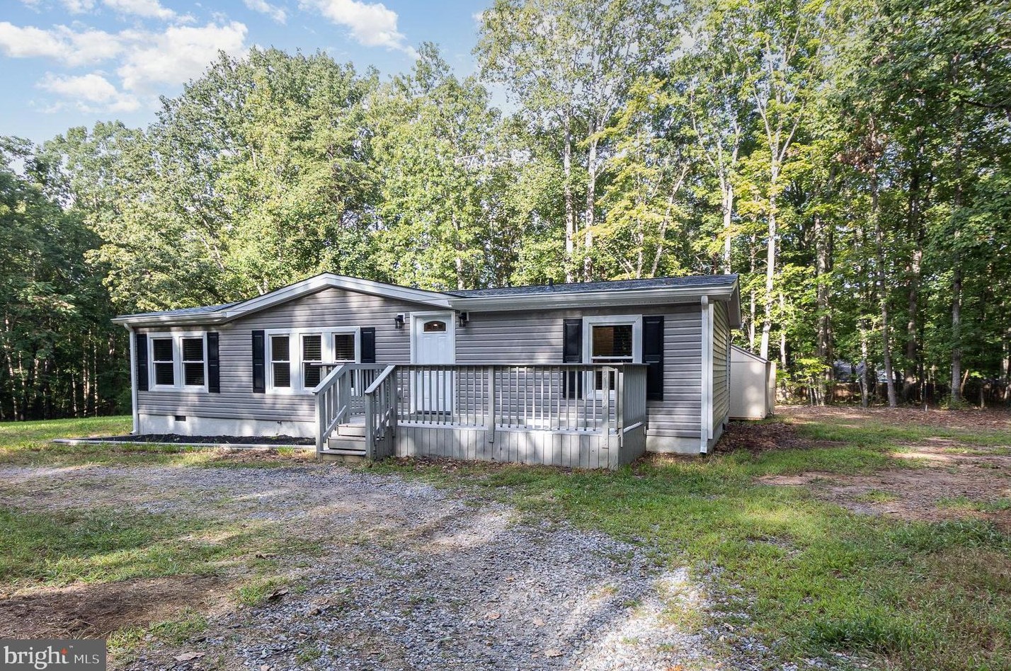 31702 Zoar Rd, Locust Grove, VA 22508
