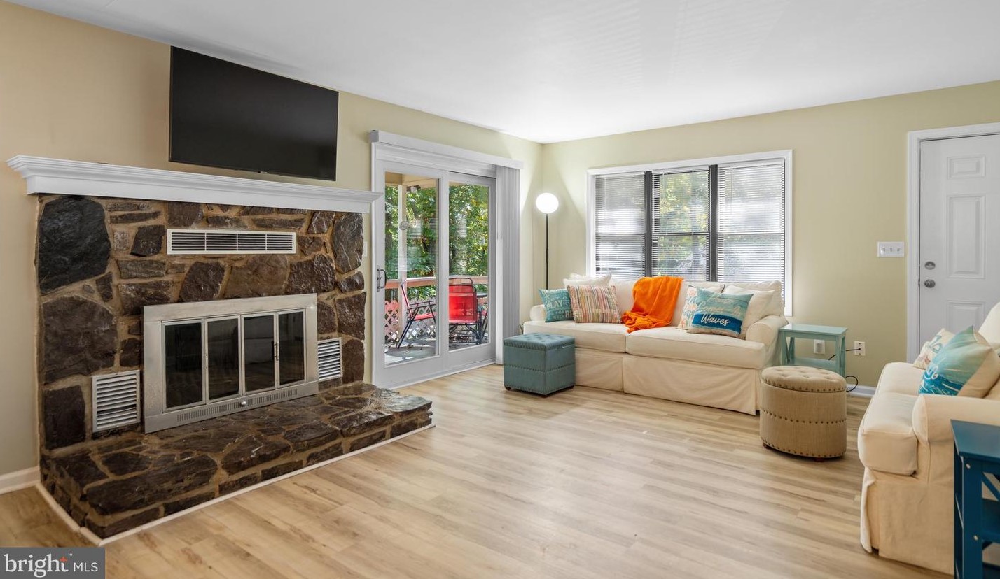 407 Cornwallis Ave, Locust Grove, VA 22508