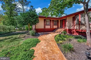 204 Freedom Rd, Locust Grove, VA 22508 - Photo 2