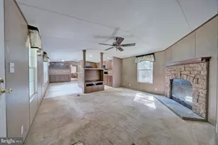 24221 Post Oak Ln, Unionville, VA 22567 - Photo 6