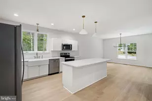 104 Butler Cir, Locust Grove, VA 22508 - Photo 8