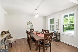 537 Monticello Cir, Locust Grove, VA 22508 - Photo 10