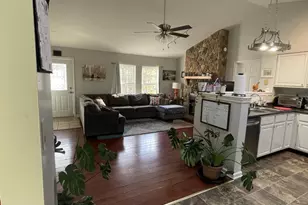 109 Fairfax Ln, Locust Grove, VA 22508 - Photo 10