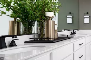 2813 White Tail Dr, Locust Grove, VA 22508 - Photo 12