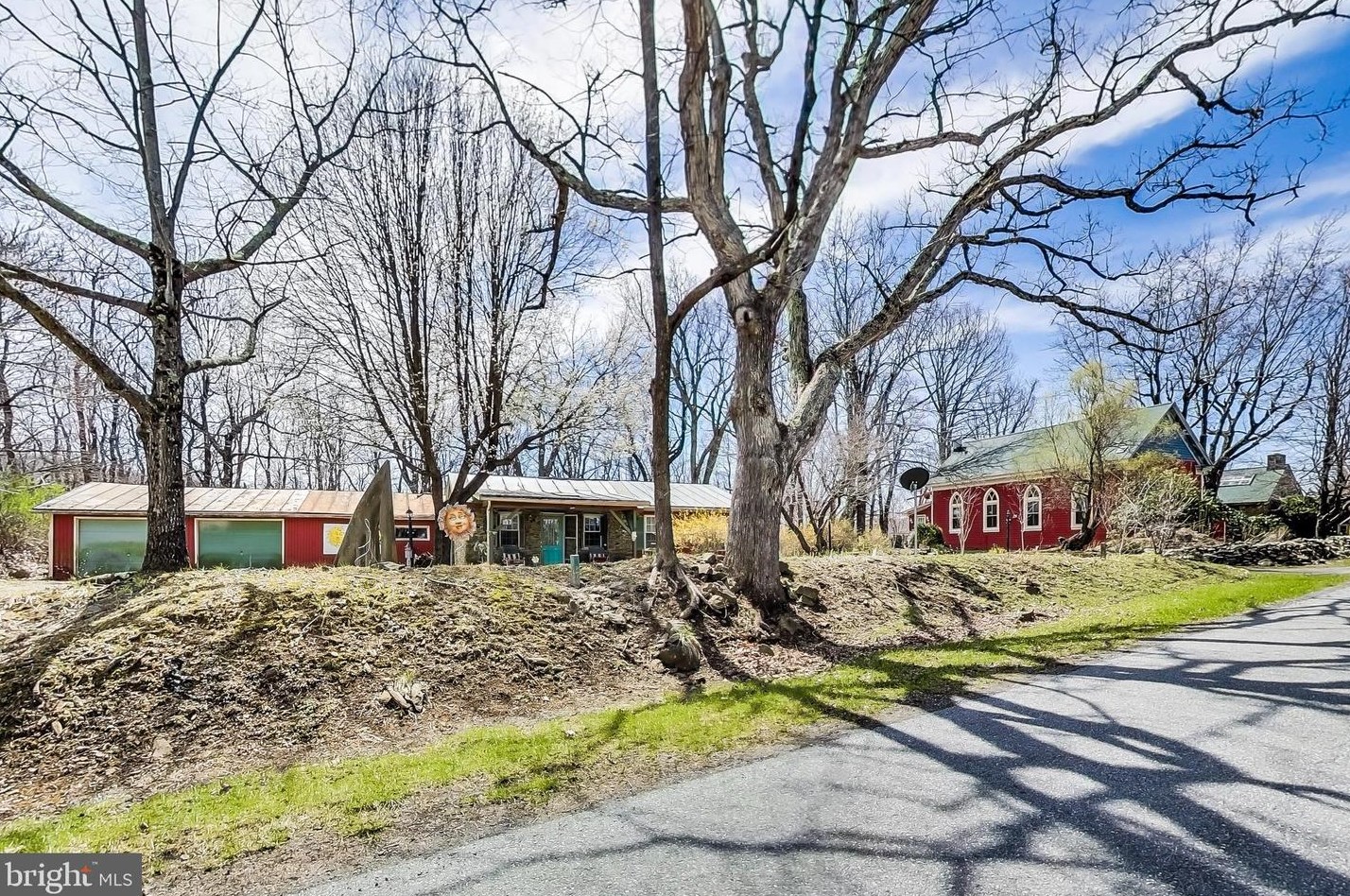 3434 Tanners Ridge Rd, Stanley, VA 22851-5228