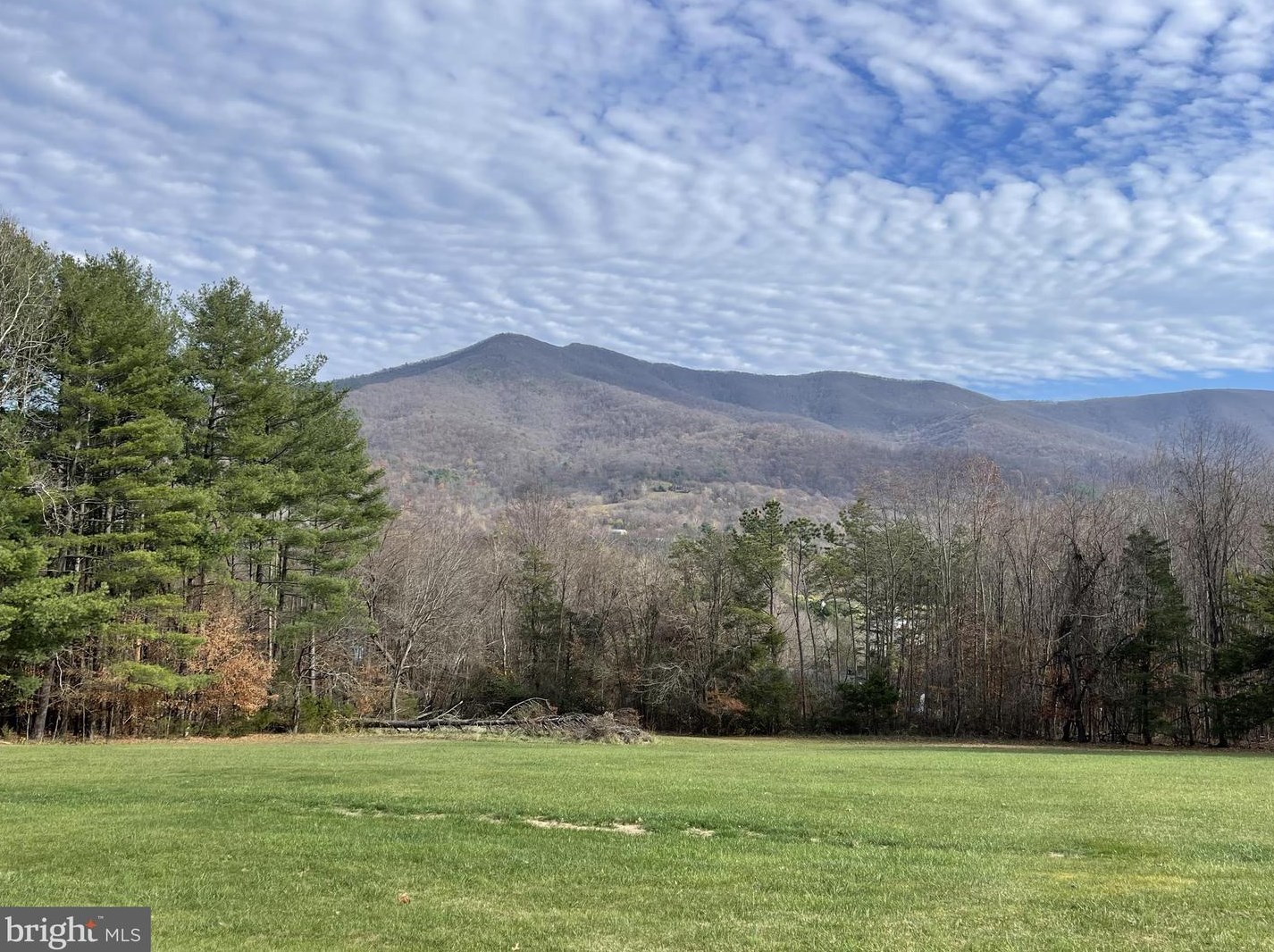 248 Hill Top Ct, Richmond National Battlefiel, VA 22835