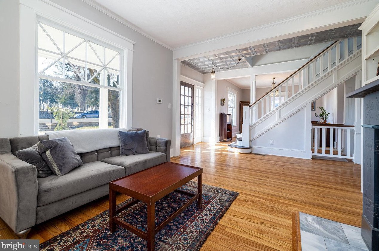 223 E Main St, Richmond National Battlefiel, VA 22835