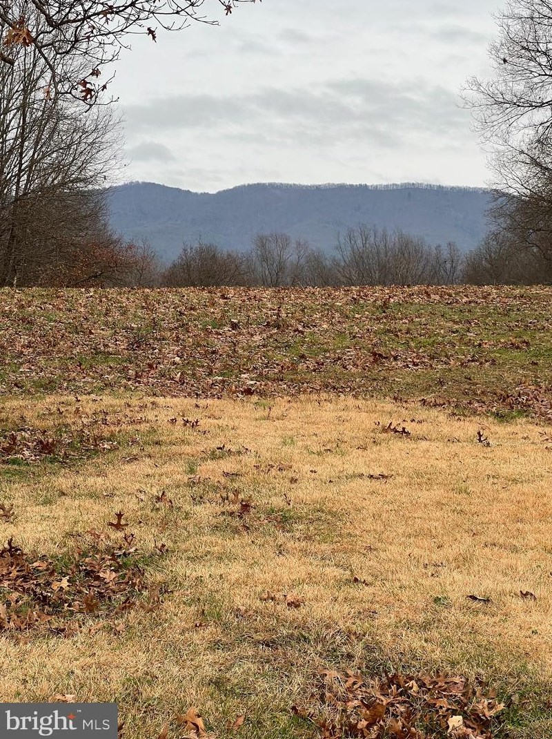 6730 Us Hwy 340 N, Rileyville, VA 22650